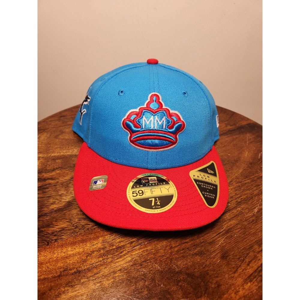 Size 7 1/4 Miami Marlins 59FIFTY City Connect On Field Low Profile Red/Blue Hat